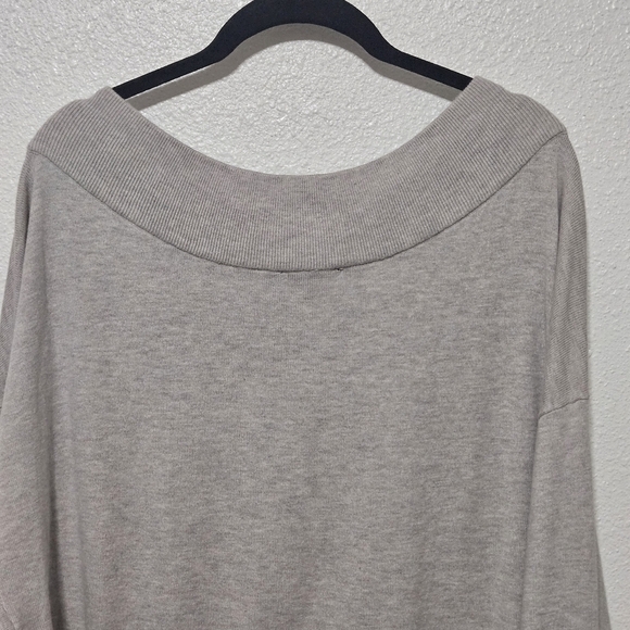 NWT Express oversized size medium - Picture 11 of 14